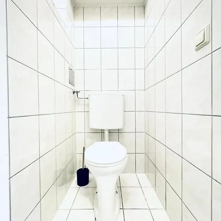 Affordable 2Br Apartment, Close To Danube River Viena Exterior foto