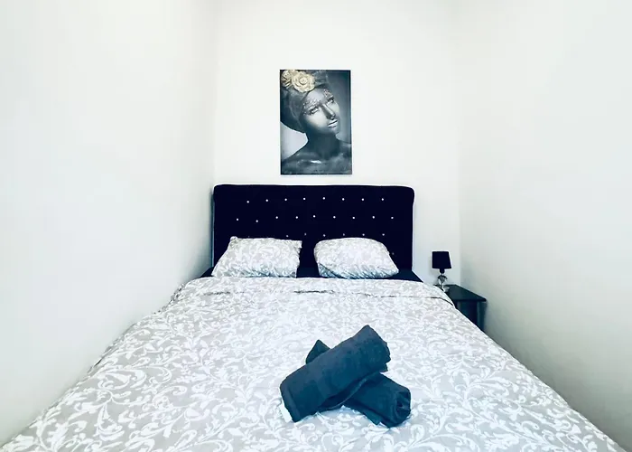 Affordable 2Br Apartment, Close To Danube River