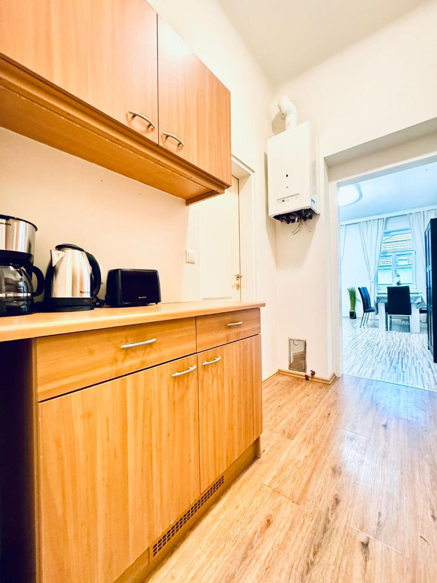 Affordable 2br Apartment, Close To Danube River Viena